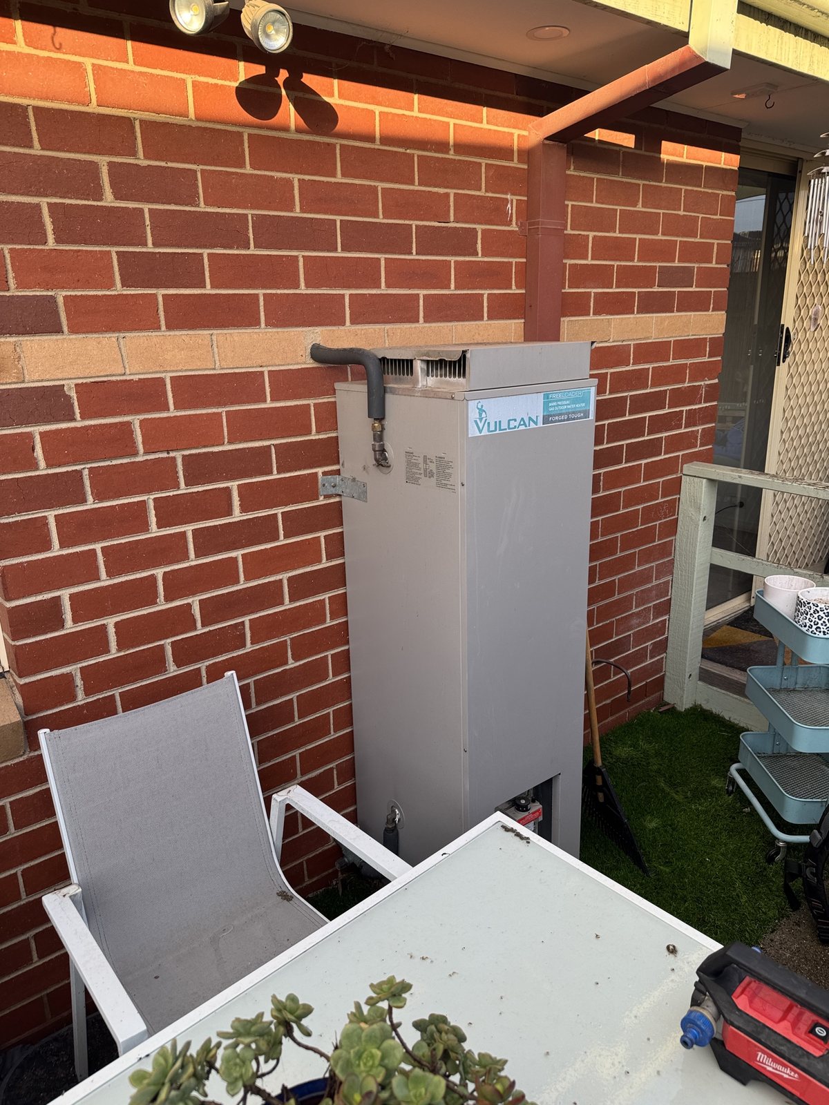 Genuine hot water system replacement work by Melbourne Plumbing Co