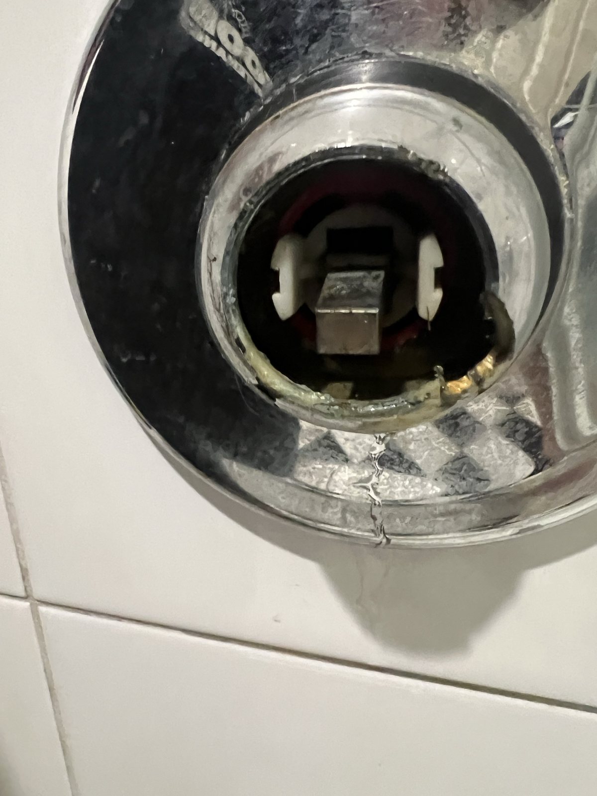 Internal sealing side of the shower-mixer cartridge inspected in Pascoe Vale South